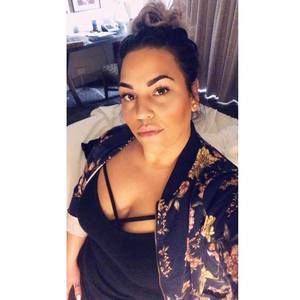 Meet your Posher, Katelyn